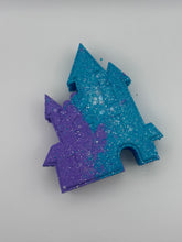 Load image into Gallery viewer, Amber & Incense Haunted House Bath Bomb