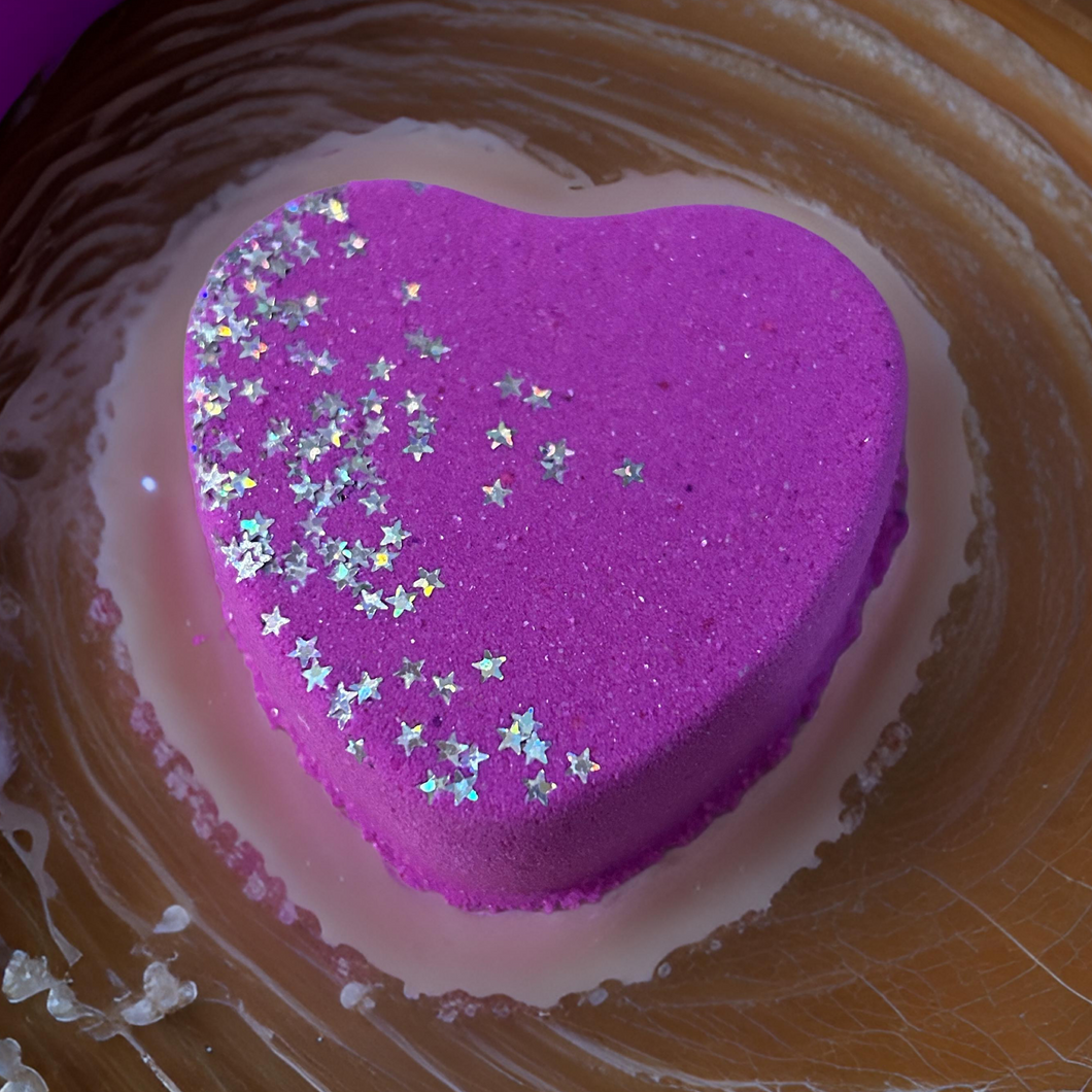 Vanilla Woods Heart Bath Bomb