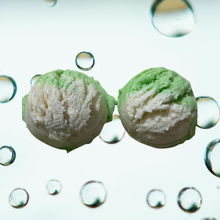 Load image into Gallery viewer, Coconut Lime Verbena Bubble Bars
